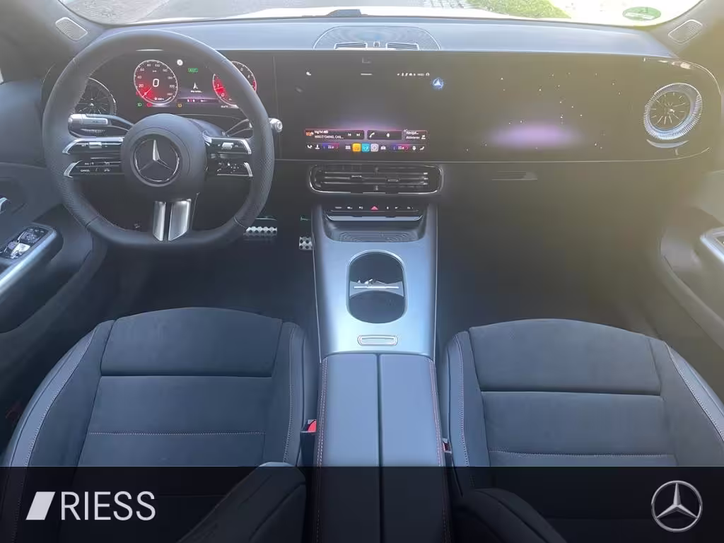 Mercedes-Benz CLA 200 4M AMG+AHK+SUPERSCREEN+360°+MULTIB+KEYL+ CLA 200 - Bild 12