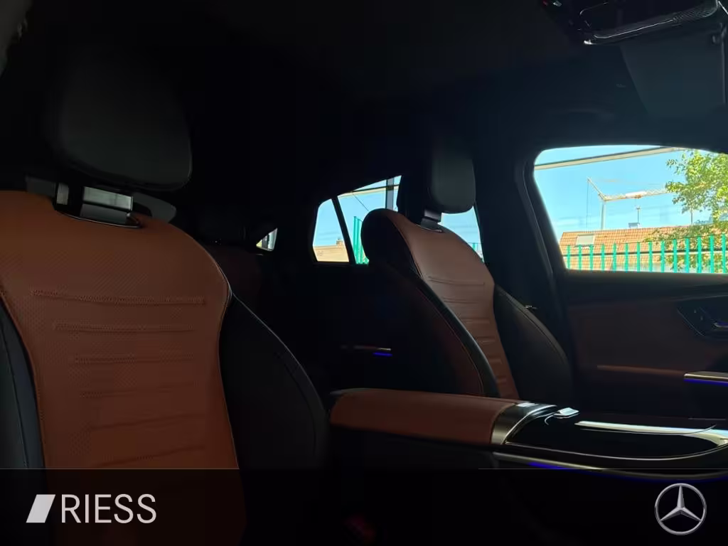 Mercedes-Benz GLC 300 4M Coupé AMG+PANO+DISTR+KEYL+AHK+DIGI L+ GLC 300 - Bild 11