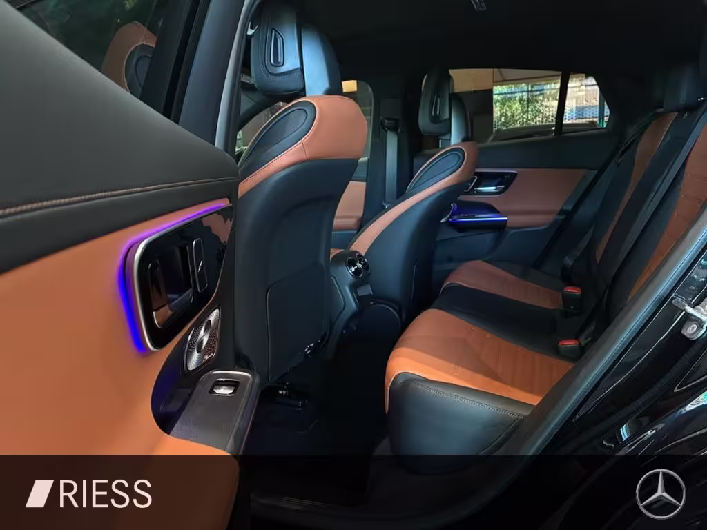 Mercedes-Benz GLC 300 4M Coupé AMG+PANO+DISTR+KEYL+AHK+DIGI L+ GLC 300 - Bild 13