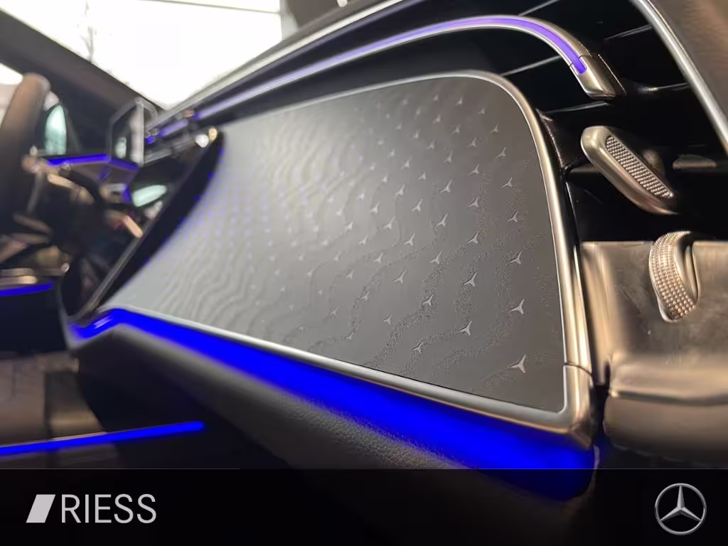 Mercedes-Benz E 300 de T 4M AMG+PANO+AHK+HUD+DISTRONIC+KEYLESS E 300 - Bild 12