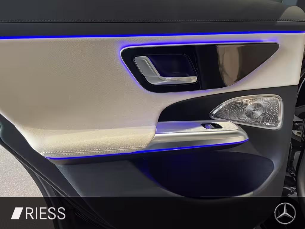 Mercedes-Benz E 300 de T 4M AMG+PANO+AHK+HUD+DISTRONIC+KEYLESS E 300 - Bild 6