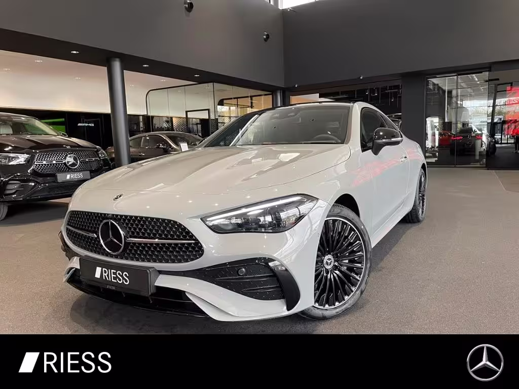 Mercedes-Benz CLE 300 e AMG+PANO+AHK+HUD+DISTRONIC+DIGI L+KEYL