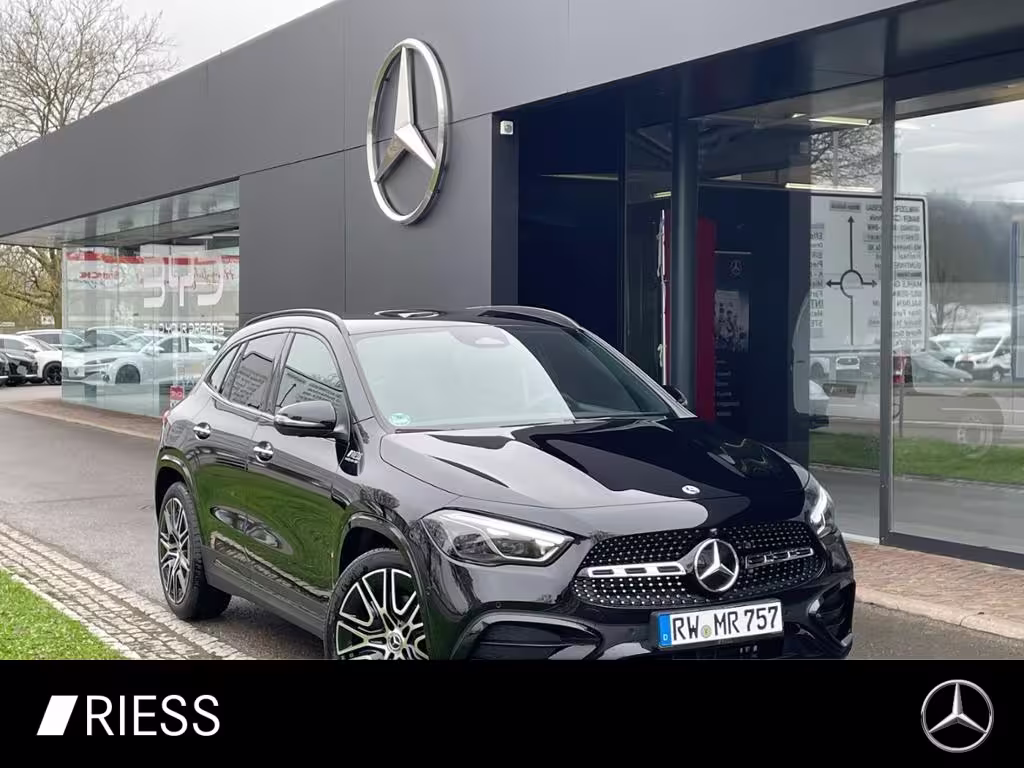 Mercedes-Benz GLA 200 AMG+AHK+KEYLESS+360°+MULTIBEAM+DISTRONIC