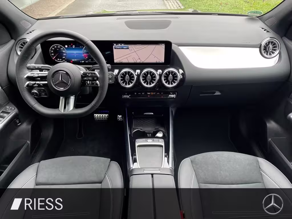 Mercedes-Benz GLA 200 AMG+AHK+KEYLESS+360°+MULTIBEAM+DISTRONIC GLA 200 - Bild 11
