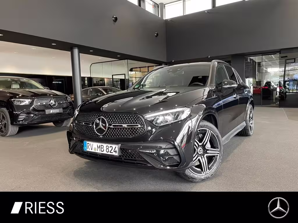 Mercedes-Benz GLC 300 d 4M AMG+AHK+PANO+HUD+STDHZG+KEYL+DISTRONIC