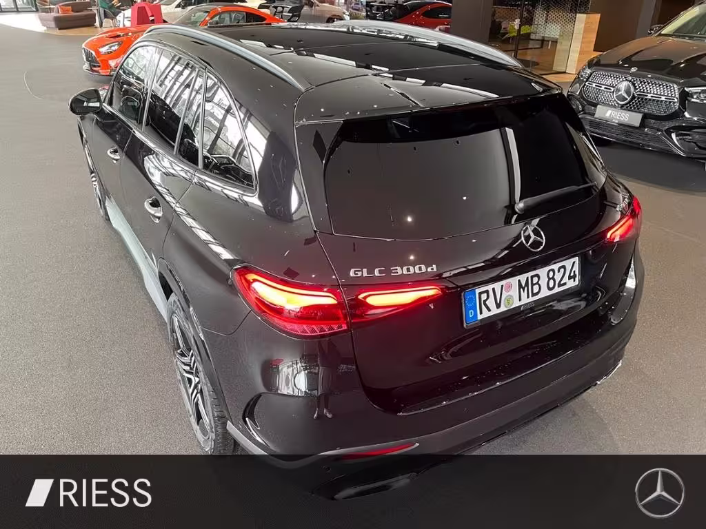 Mercedes-Benz GLC 300 d 4M AMG+AHK+PANO+HUD+STDHZG+KEYL+DISTRONIC GLC 300 - Bild 7