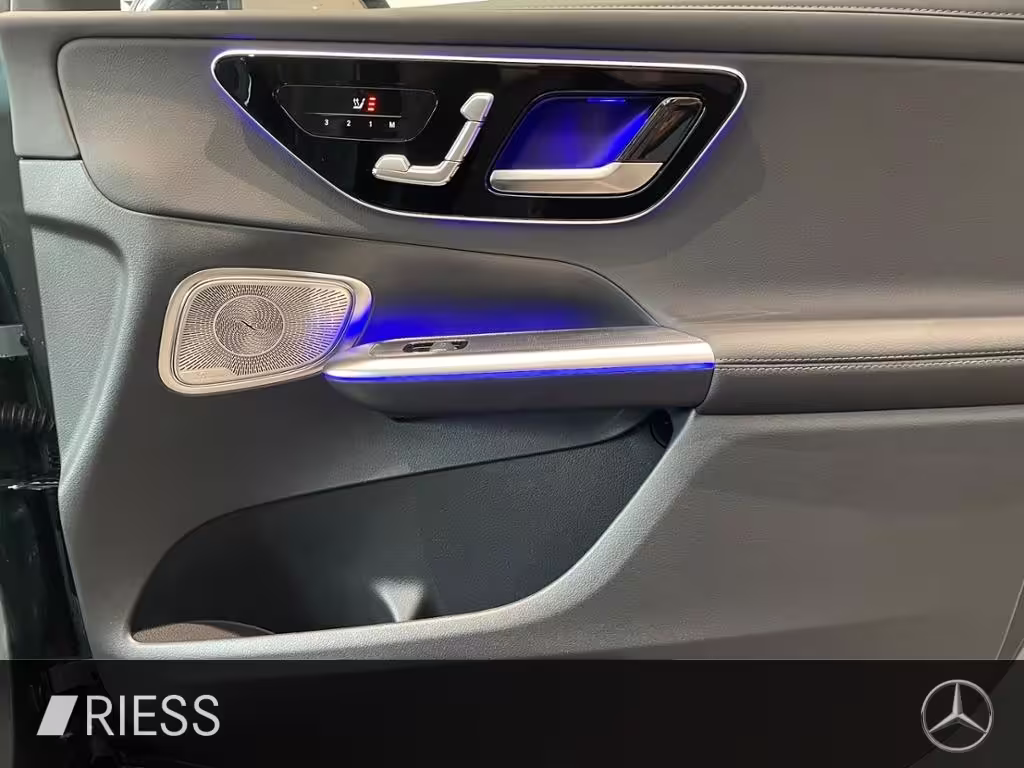 Mercedes-Benz GLC 300 4M AMG+PANO+AHK+AIRMATIC+HA LENK+DIGI L+ GLC 300 - Bild 13