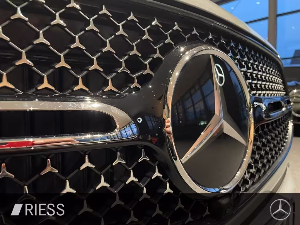 Mercedes-Benz GLC 300 d 4M AMG+PANO+AHK+STDHZG+DISTR+HUD+KEYL+360 GLC 300 - Bild 22