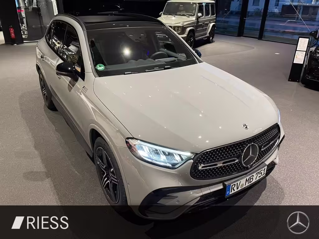 Mercedes-Benz GLC 300 d 4M AMG+PANO+AHK+STDHZG+DISTR+HUD+KEYL+360 GLC 300 - Bild 9