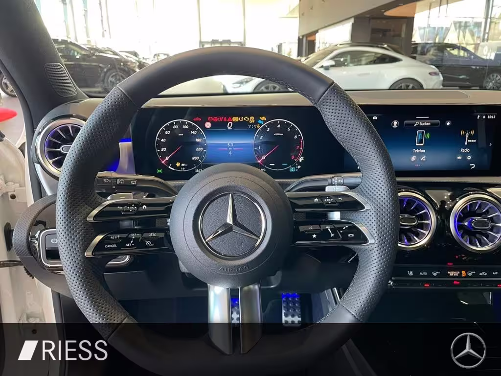 Mercedes-Benz A 200 AMG+PANO+DISTR+LED+KEYL+KAMERA+MEM+SOUND+ A 200 - Bild 15