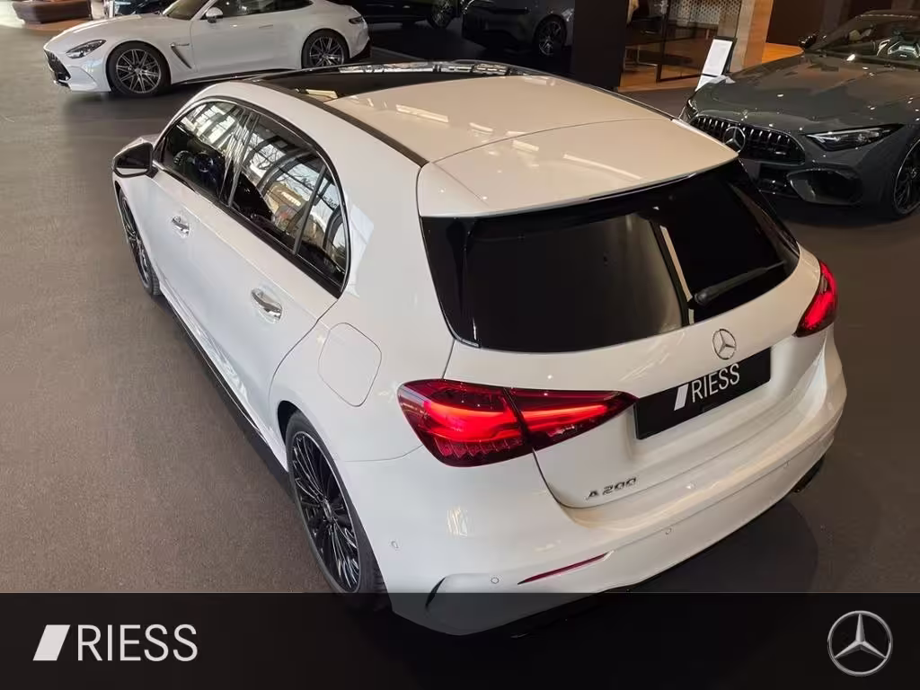Mercedes-Benz A 200 AMG+PANO+DISTR+LED+KEYL+KAMERA+MEM+SOUND+ A 200 - Bild 7