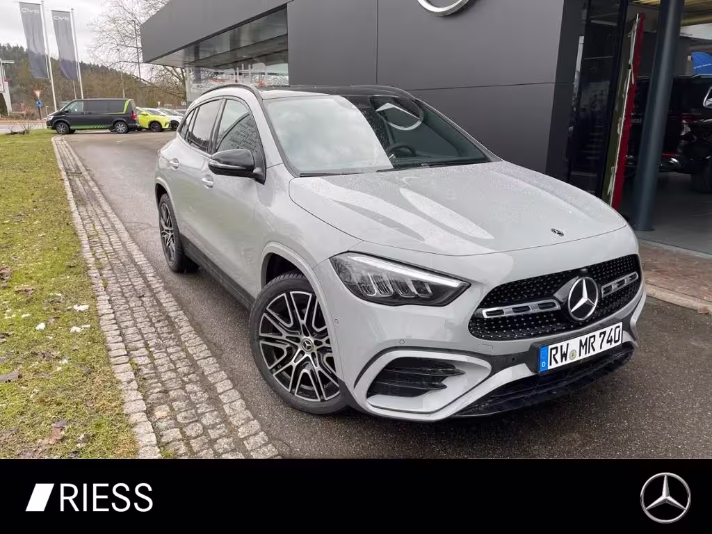 Mercedes-Benz GLA 200 AMG+AHK+DISTRONIC+KAMERA+NIGHT+THERMATIC GLA 200 - Bild 2