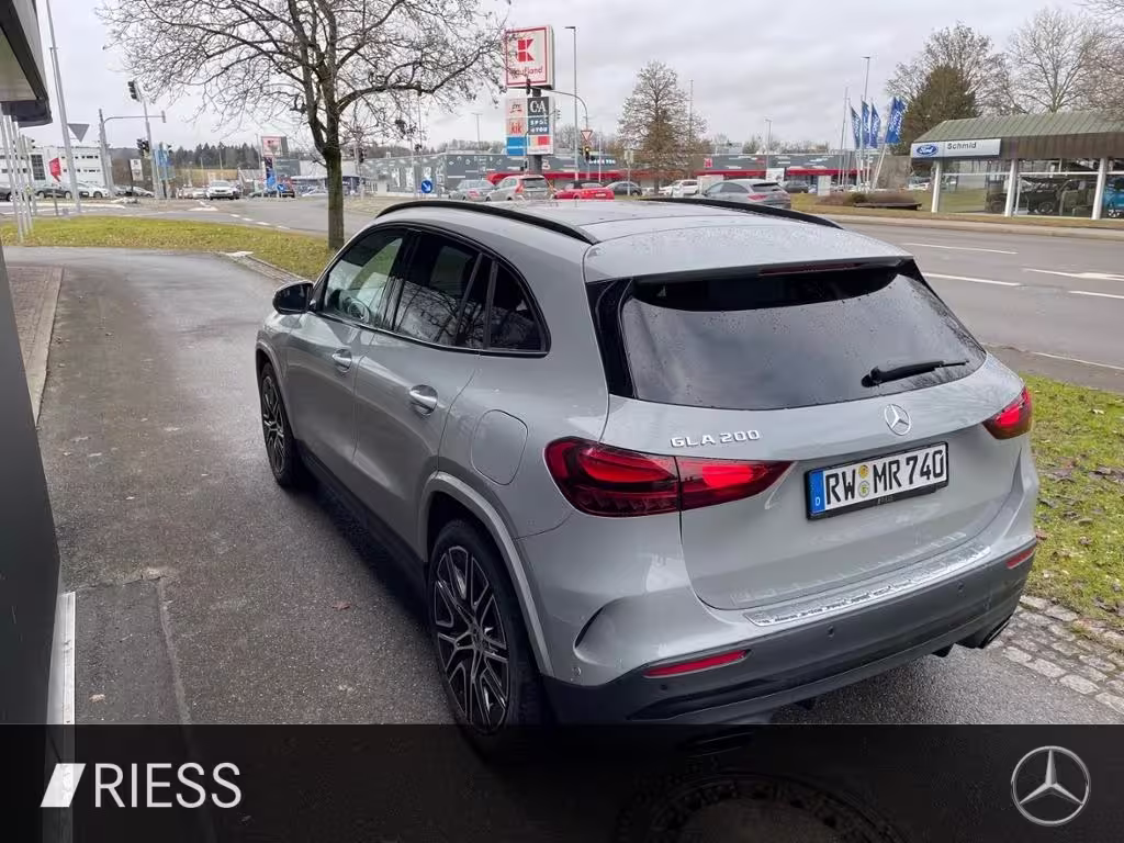 Mercedes-Benz GLA 200 AMG+AHK+DISTRONIC+KAMERA+NIGHT+THERMATIC GLA 200 - Bild 5