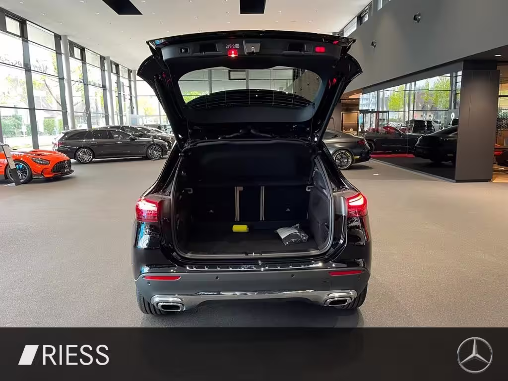 Mercedes-Benz GLA 200 PROGRESSIVE+DISTRONIC+AHK+MULTIBEAM+KEYL+ GLA 200 - Bild 19