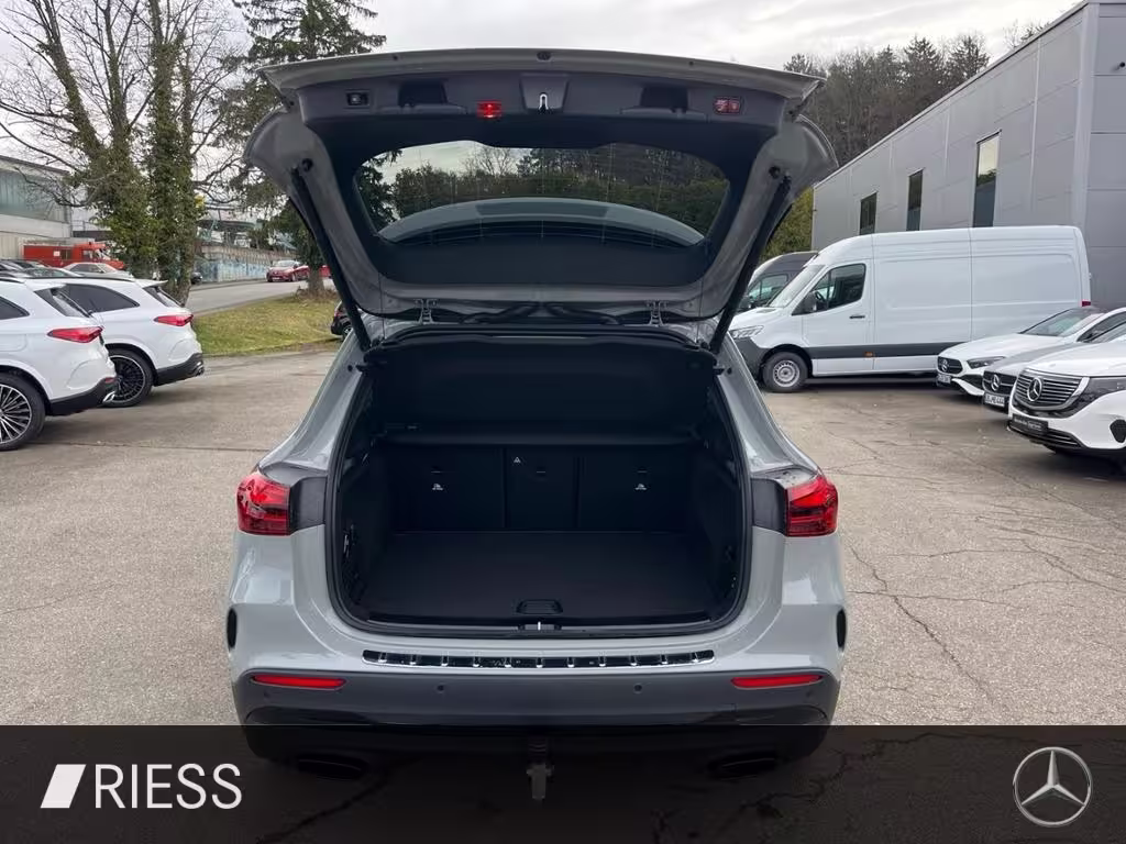 Mercedes-Benz GLA 200 AMG+AHK+PANO+SPECIAL-EDITION+DISTRONIC+ GLA 200 - Bild 14