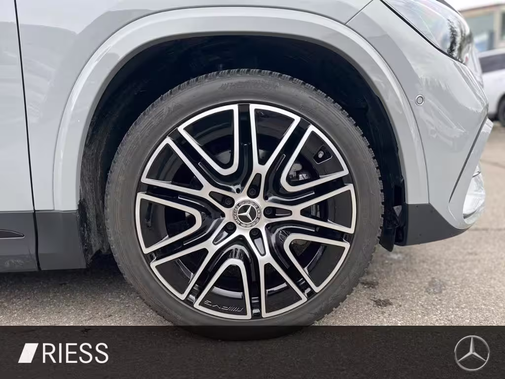 Mercedes-Benz GLA 200 AMG+AHK+PANO+SPECIAL-EDITION+DISTRONIC+ GLA 200 - Bild 16