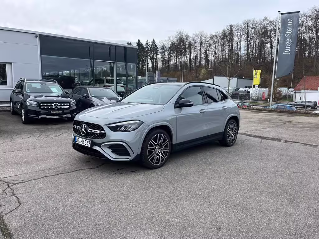 Mercedes-Benz GLA 200 AMG+AHK+PANO+SPECIAL-EDITION+DISTRONIC+ GLA 200 - Bild 2