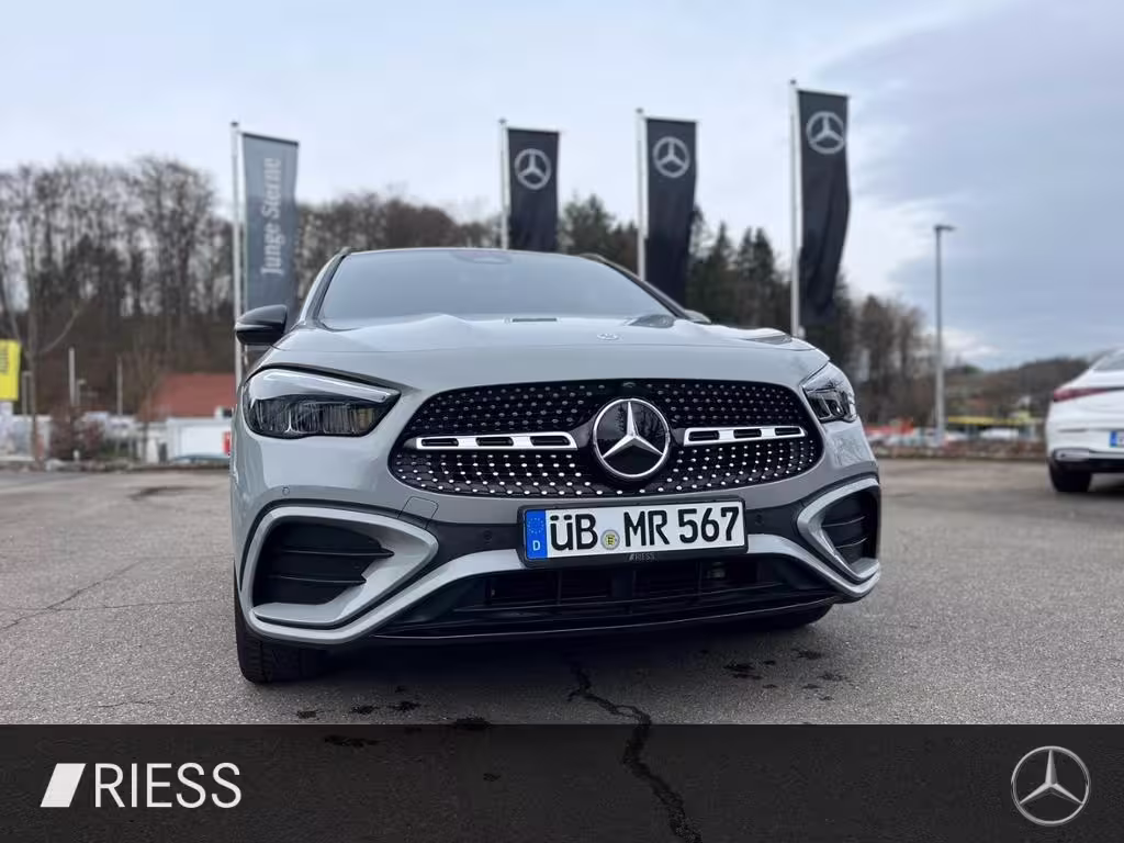 Mercedes-Benz GLA 200 AMG+AHK+PANO+SPECIAL-EDITION+DISTRONIC+ GLA 200 - Bild 8