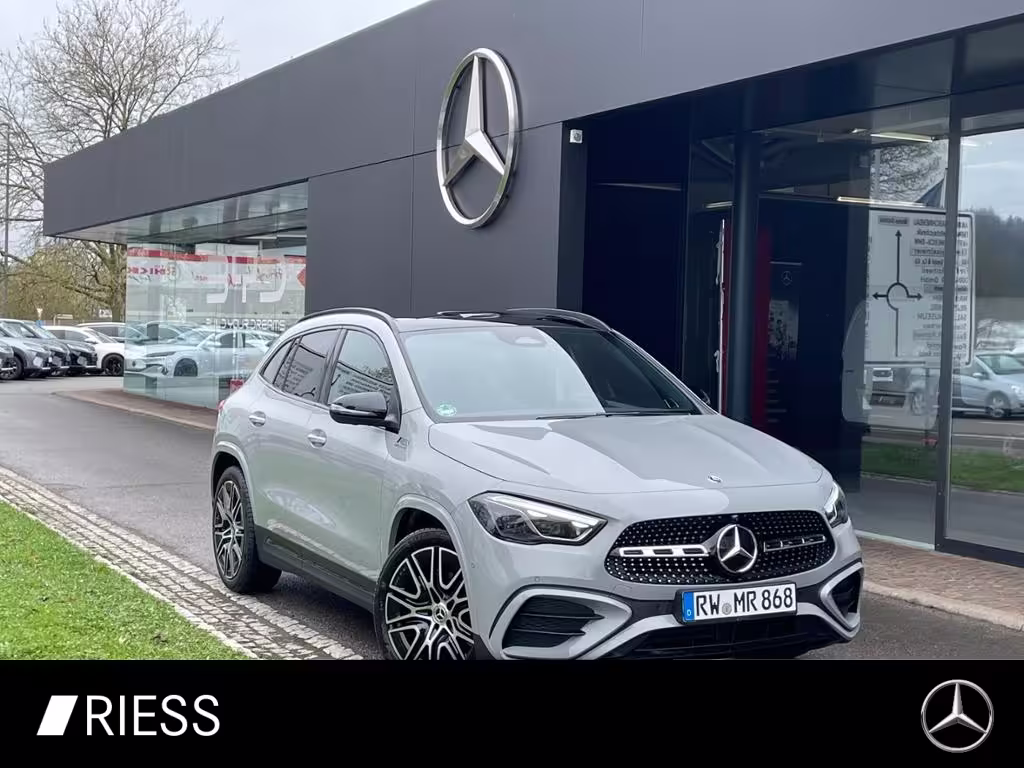 Mercedes-Benz GLA 220 d 4M AMG+AHK+PANO+BURM+MULTIB+360°+DISTR