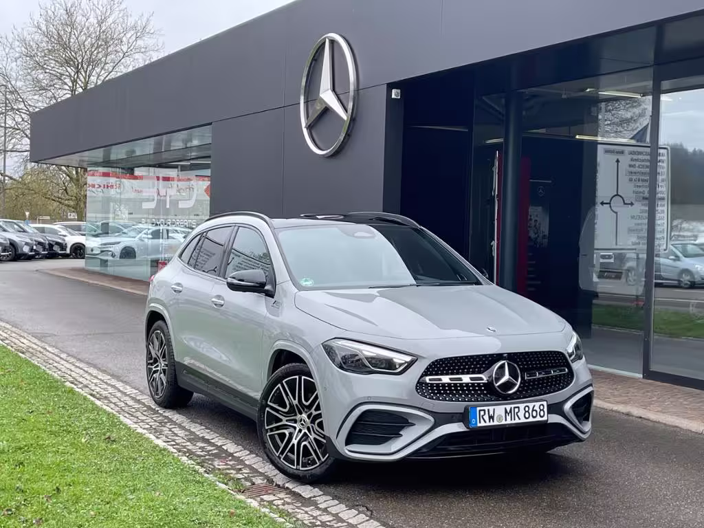 Mercedes-Benz GLA 220 d 4M AMG+AHK+PANO+BURM+MULTIB+360°+DISTR GLA 220 - Bild 2