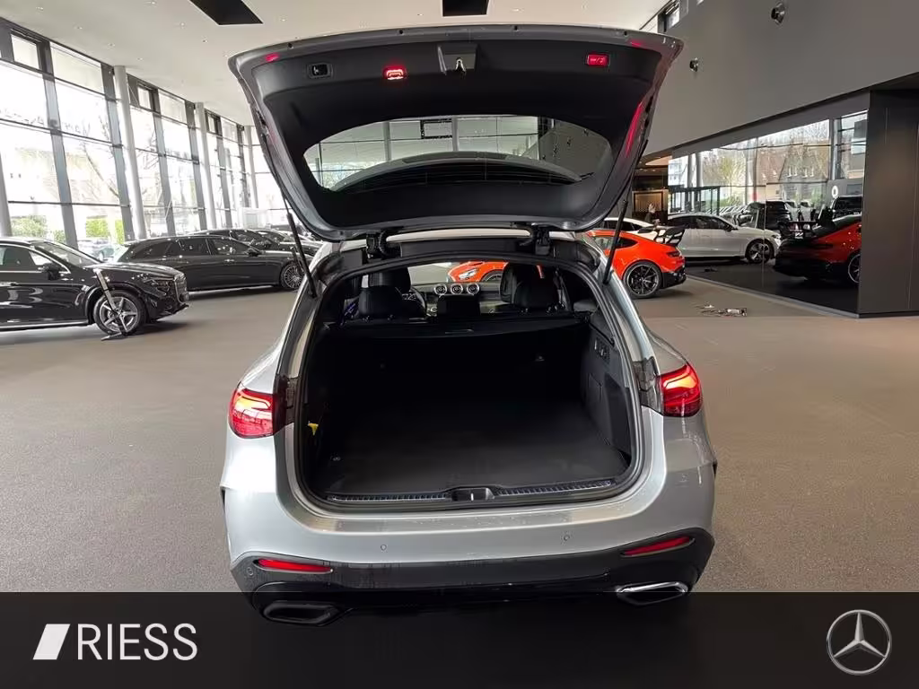 Mercedes-Benz GLC 200 4M AMG+AIRMATIC+AHK+STDHZG+HA LENK+DIGIL GLC 200 - Bild 18