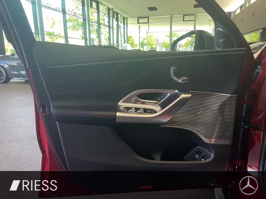 Mercedes-Benz GLC 400 EQ 4M AMG+HYPERSCR+SKY CONTR+22 KW+400 V GLC 400 - Bild 4