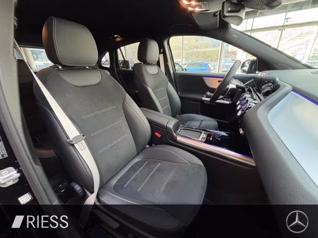 Mercedes-Benz GLA 200 d AMG+AHK+KAMERA+NIGHT+SOUNDSYS+THERMATIC GLA 200 - Bild 12