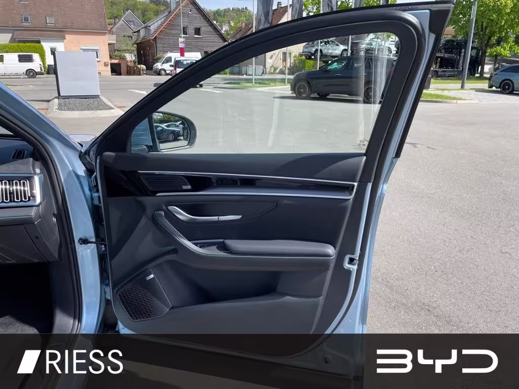 BYD SEAL U Design 2xKlima 360 AUT DynLicht HUD Kam. Seal U - Bild 9