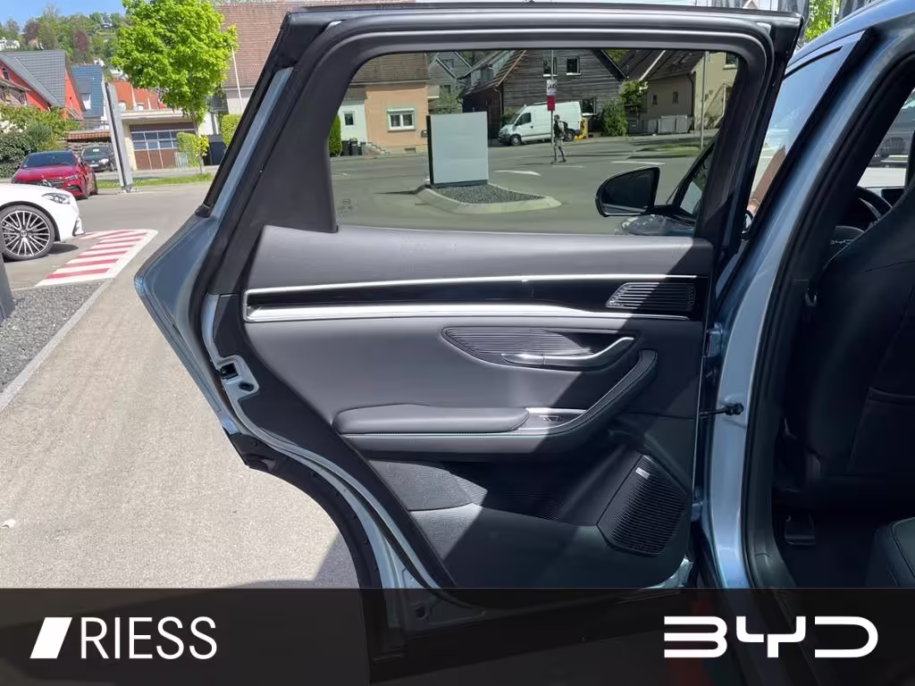 BYD SEAL U Design 2xKlima 360 AUT DynLicht HUD Kam. Seal U - Bild 7