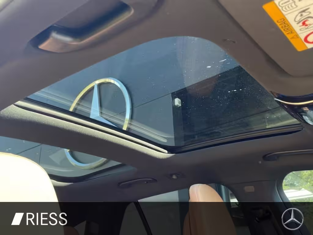 Mercedes-Benz E 220 d 4M T AMG+AHK+PANO+360+20+DISTR+MEM+KEYL E 220 - Bild 11