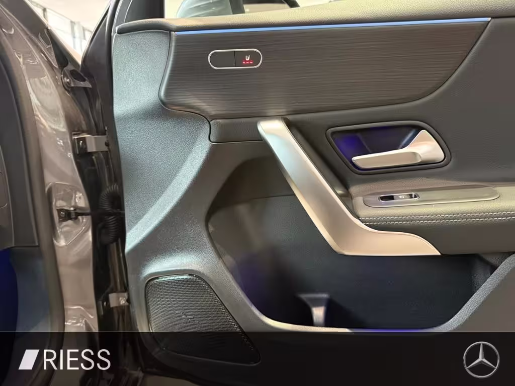 Mercedes-Benz A 180 PROGRESSIVE+PANO+DISTRONIC+MULTIBEAM+ A 180 - Bild 13