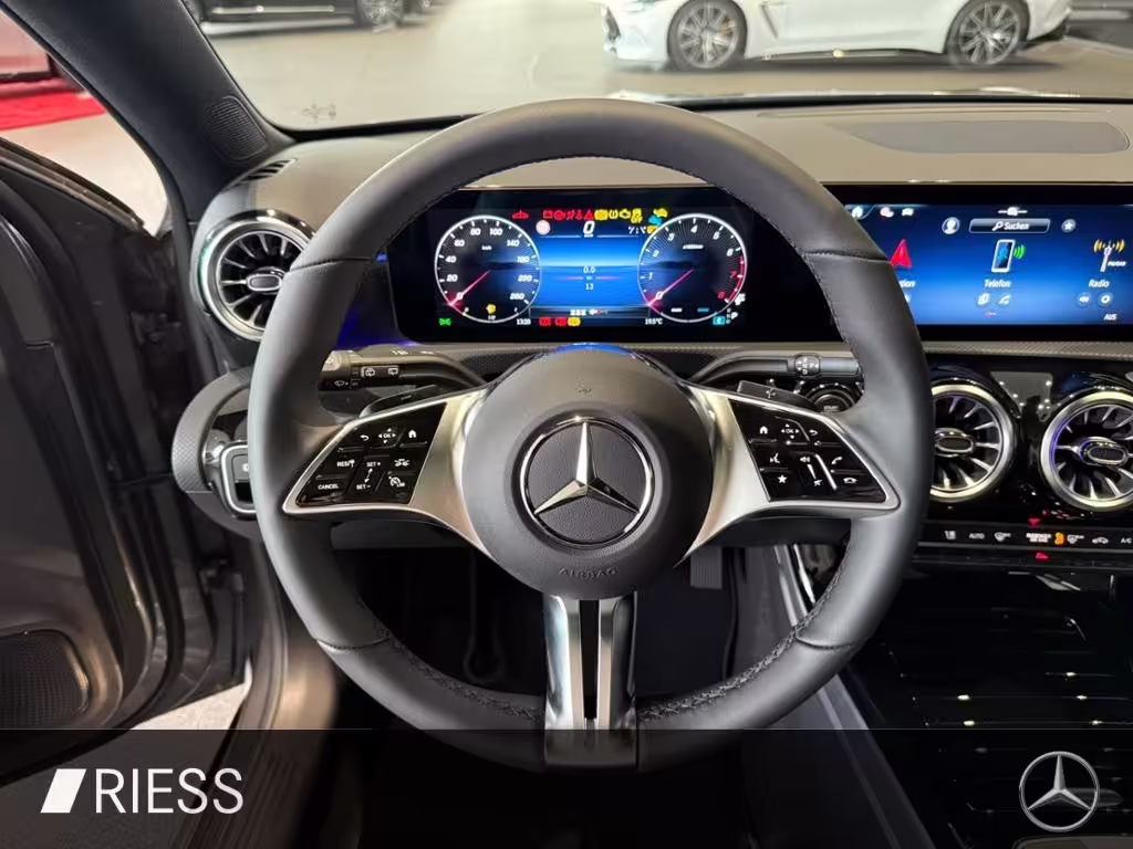 Mercedes-Benz A 180 PROGRESSIVE+PANO+DISTRONIC+MULTIBEAM+ A 180 - Bild 15