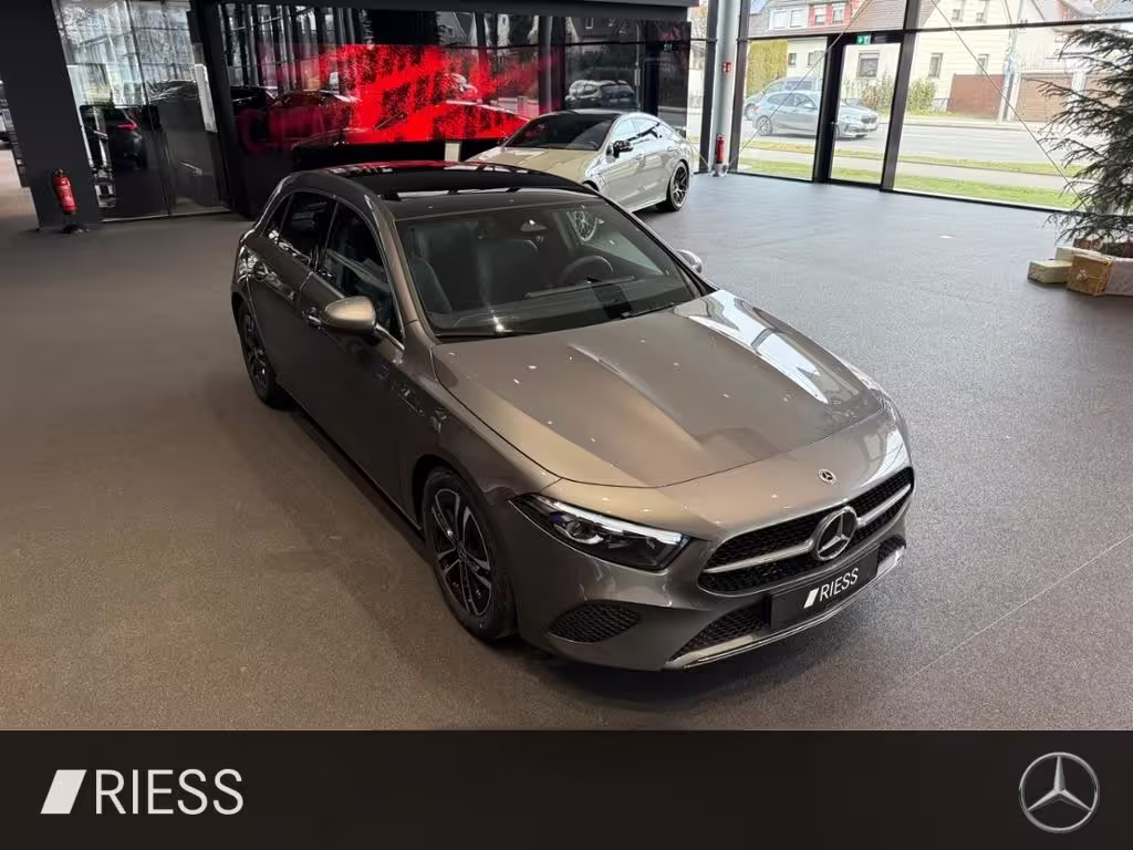 Mercedes-Benz A 180 PROGRESSIVE+PANO+DISTRONIC+MULTIBEAM+ A 180 - Bild 9