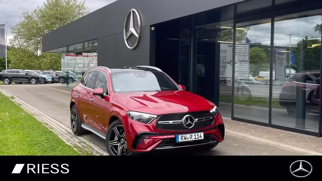 Mercedes-Benz GLC 300 d 4M AMG+AHK+PANO+20+DISTR+MEM+DIGI+360