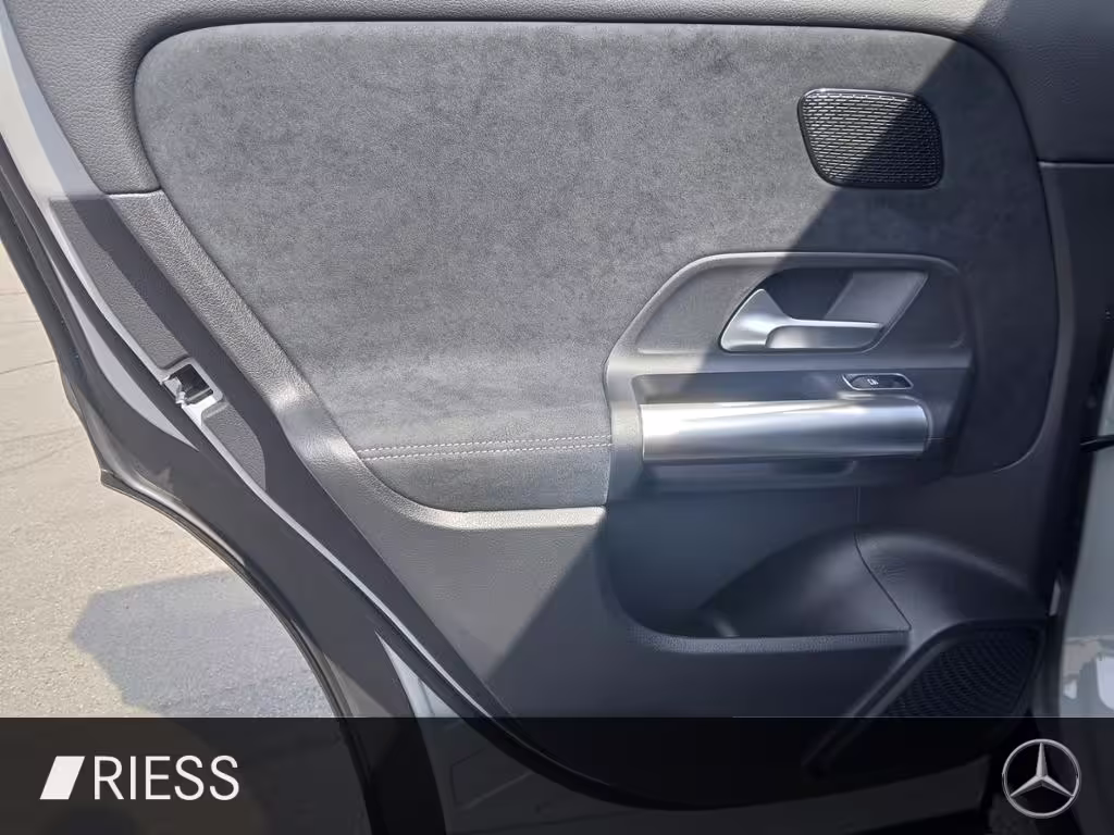 Mercedes-Benz GLA 200 AMG+AHK+MULTIBEAM+TOTWKL+KAMERA+SOUND+ GLA 200 - Bild 9