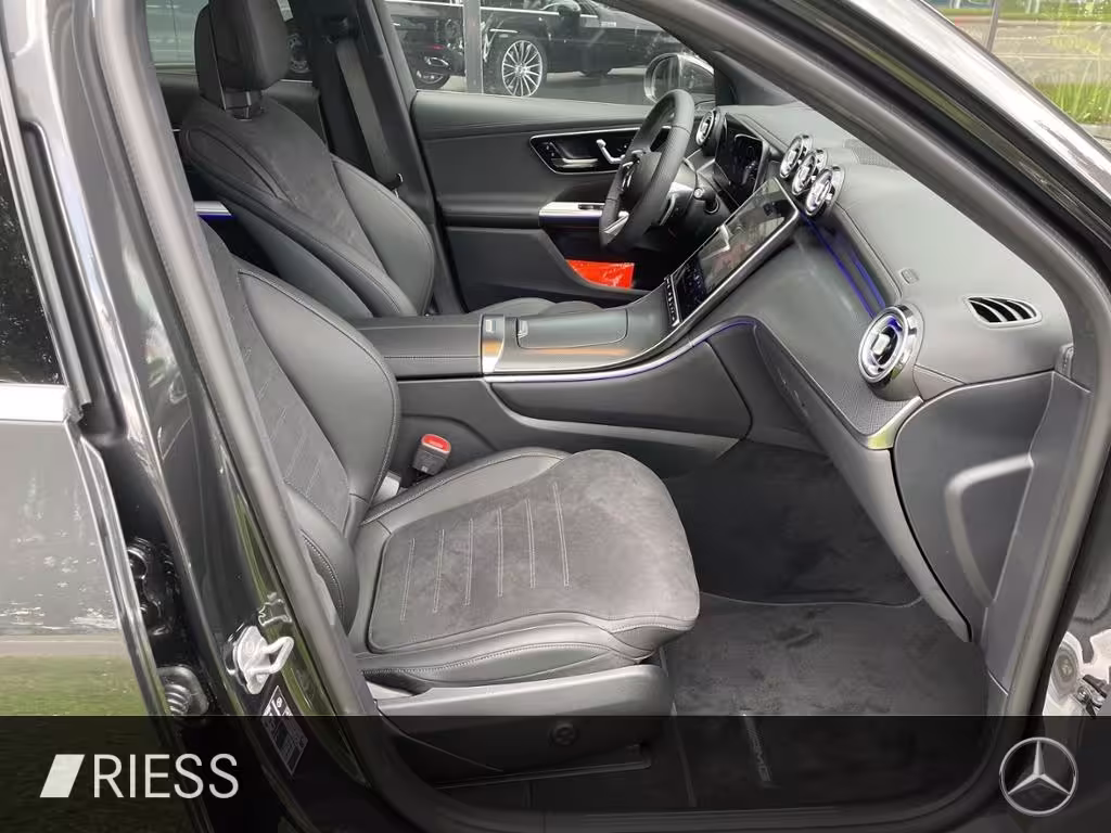 Mercedes-Benz GLC 200 4M AMG+AHK+PANO+360°+HANDS+FREE+20+DIGI GLC 200 - Bild 10