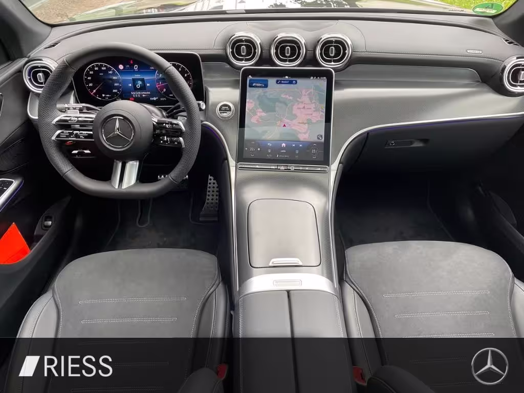 Mercedes-Benz GLC 200 4M AMG+AHK+PANO+360°+HANDS+FREE+20+DIGI GLC 200 - Bild 13