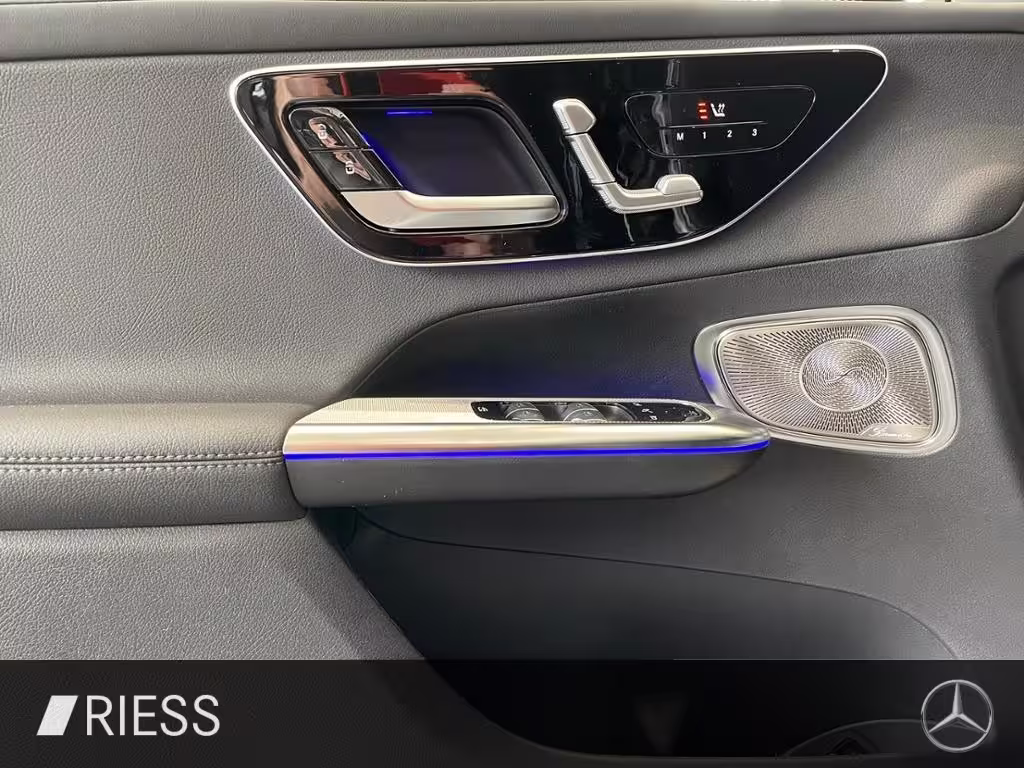 Mercedes-Benz GLC 300 d 4M AMG+PANO+STDHZG+HUD+DISTR+AHK+KEYL+ GLC 300 - Bild 4