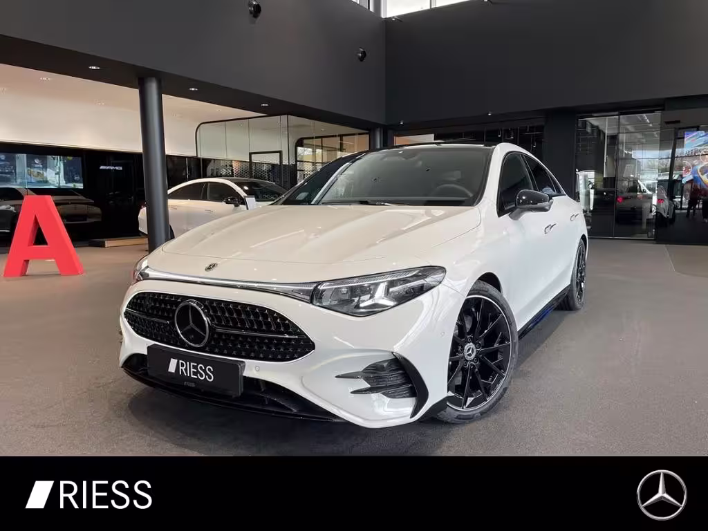 Mercedes-Benz CLA 200 NEU+C 178+AMG+SUPERSCREEN+KEYL+MULTIBEAM