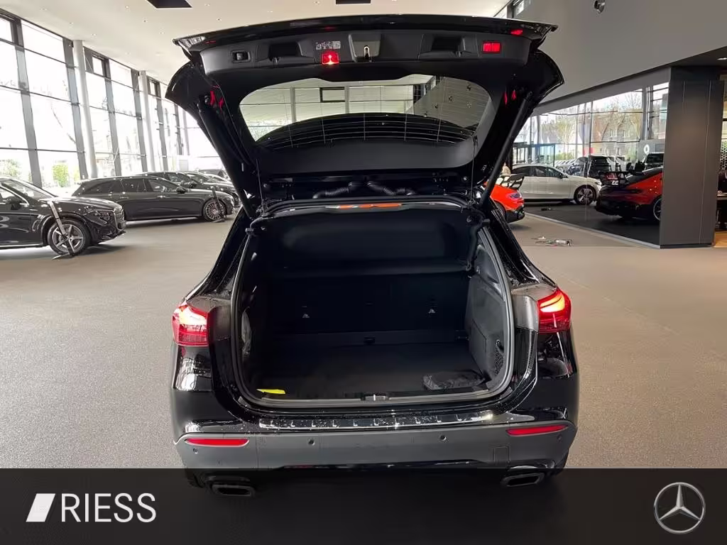 Mercedes-Benz GLA 200 d 4M AMG+AHK+DISTRONIC+MULTIBEAM+KEYLESS GLA 200 - Bild 18