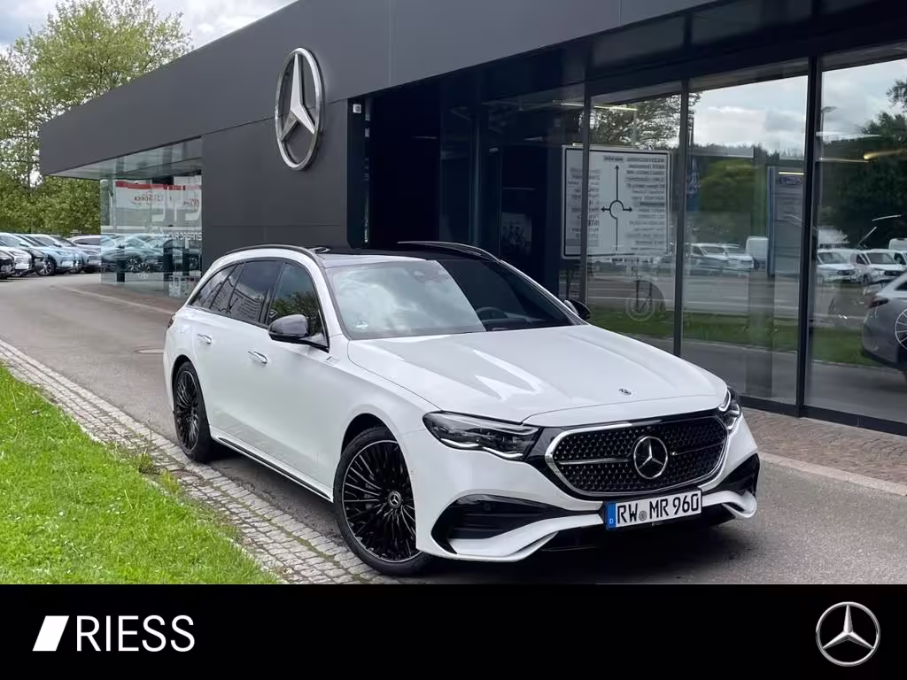 Mercedes-Benz E 220 d 4M T AMG+AHK+PANO+360+DISTR+20°+MEM+KEYL