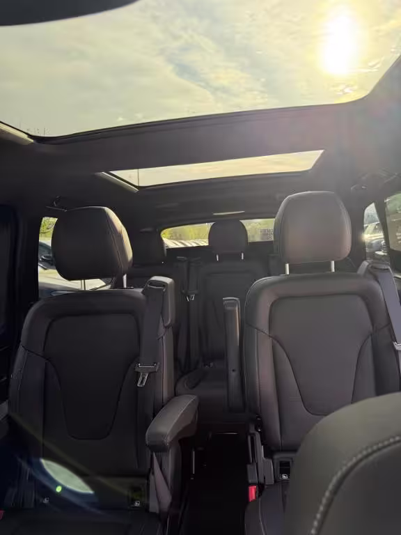 Mercedes-Benz V 300 d  AVANTGARDE/AMG/4MATIC/360°KAM/AHK/AIRMA V 300 - Bild 8