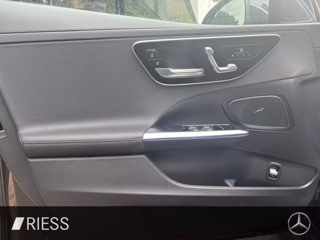 Mercedes-Benz C 220 d 4M T AMG+AHK+PANO+360+MEM+HANDS-FREE+19 C 220 - Bild 3