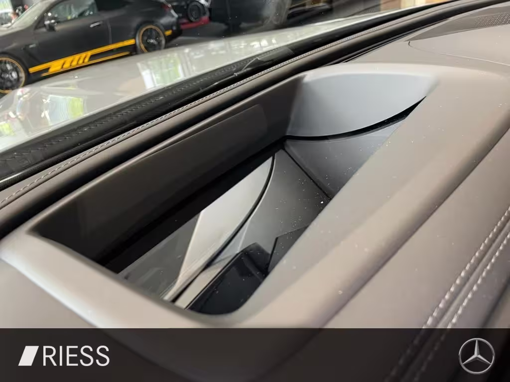 Mercedes-Benz GLC 300 4M AMG+PANO+HUD+DISTR+AIRM+AHK+DIGI LI+ GLC 300 - Bild 17