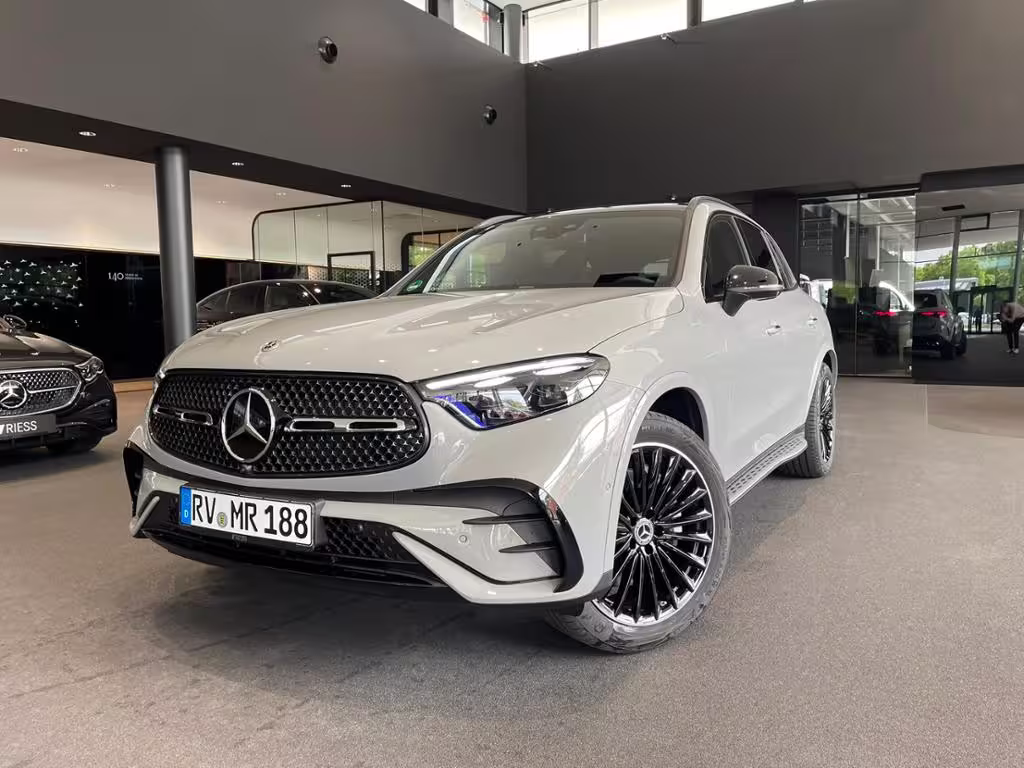 Mercedes-Benz GLC 300 4M AMG+PANO+HUD+DISTR+AIRM+AHK+DIGI LI+ GLC 300 - Bild 2