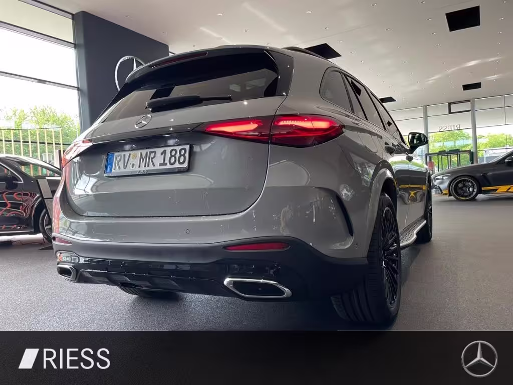 Mercedes-Benz GLC 300 4M AMG+PANO+HUD+DISTR+AIRM+AHK+DIGI LI+ GLC 300 - Bild 8