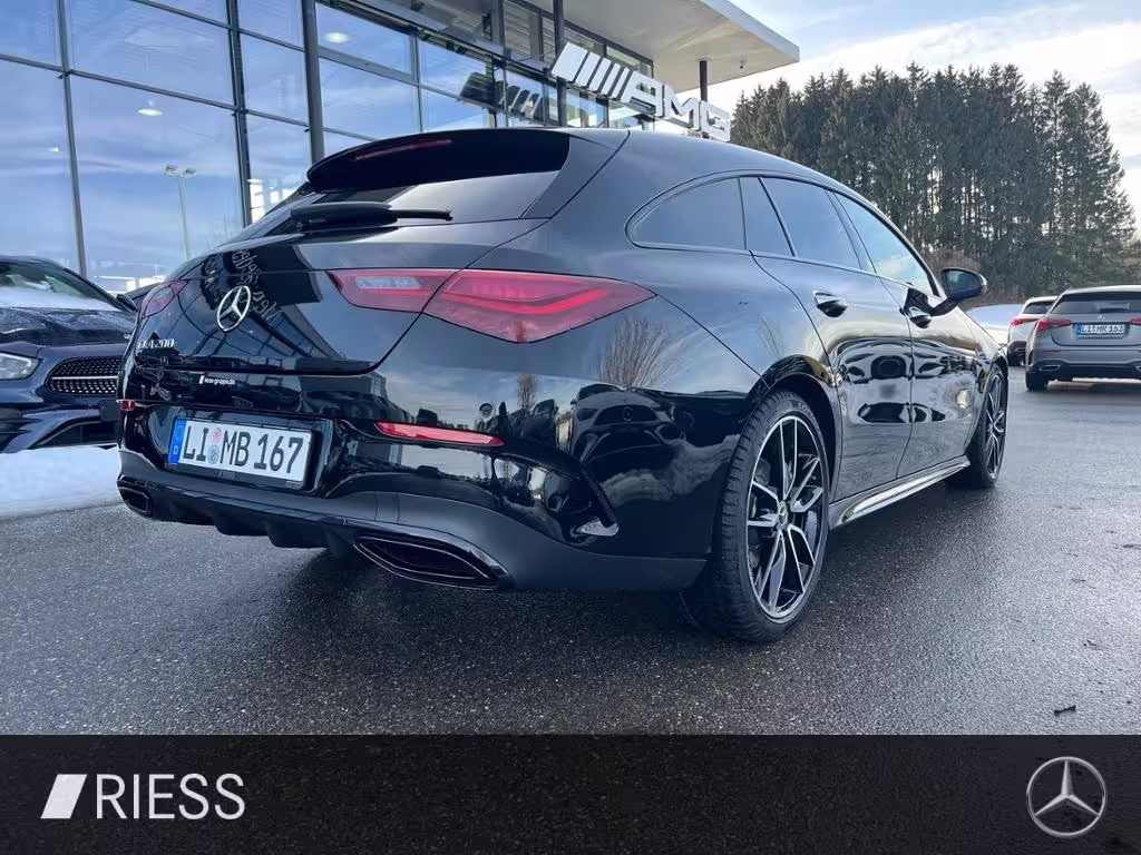 Mercedes-Benz CLA 200 SB AMG+PANO+MULTIBEAM+DISTRONIC+KEYLESS+ CLA 200 Shooting Brake - Bild 18