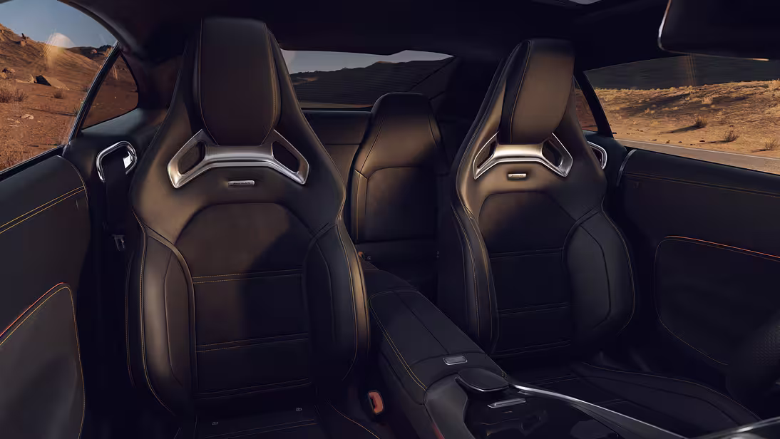 Mercedes Benz Innenraum Sitze Fahrer Beifahrer